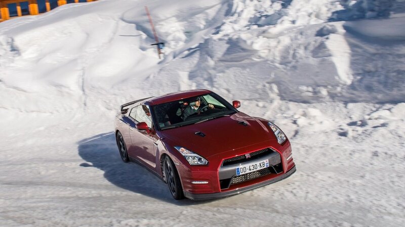 Red Sports Car in Snow — Dynamic, Winter, Photograph, Driver, Mountain