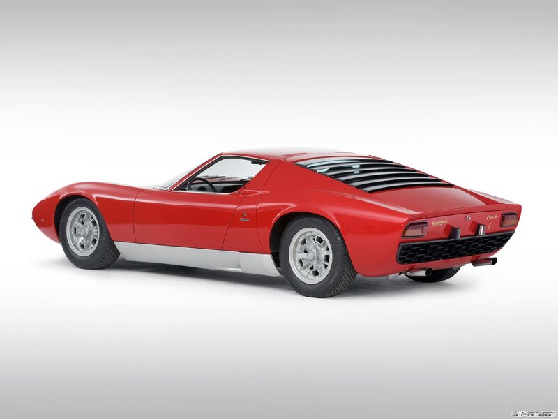 Red Sports Car — Windows, White