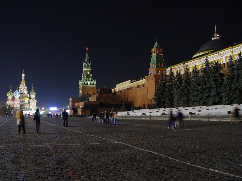 Red Square at Night — Black