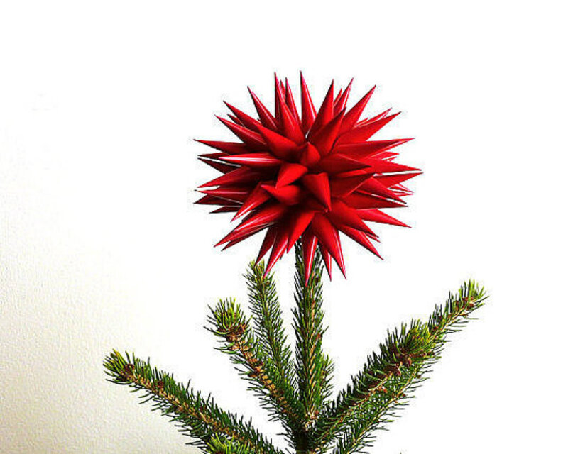 Red Star Tree Topper