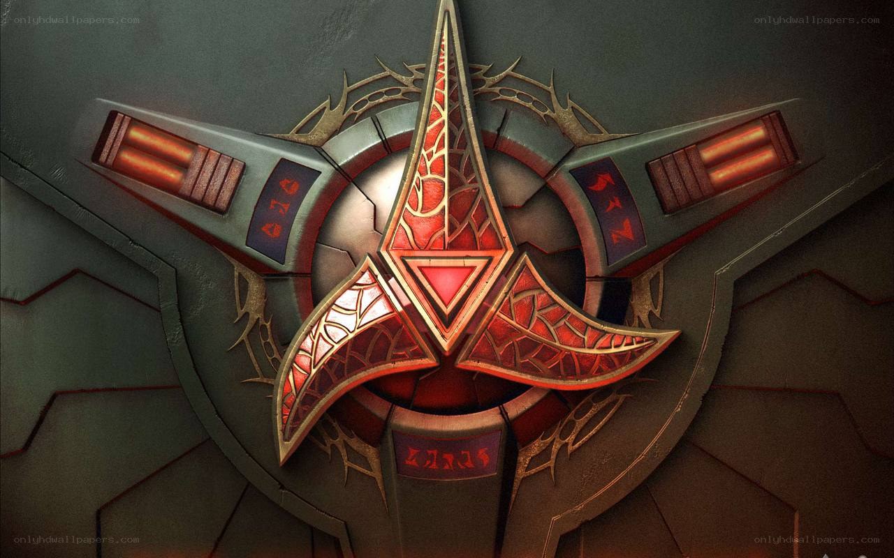 red starfleet insignia