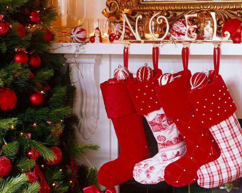 Red Stockings on Mantel — Festive, Winter
