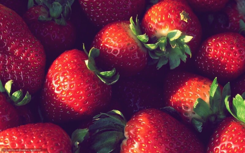 Red Strawberries — Natural, Photograph