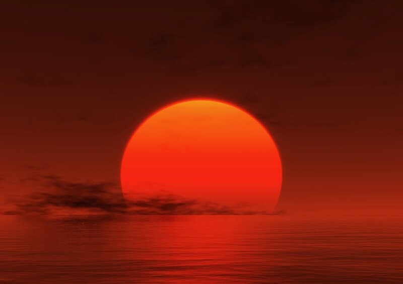 Red Sun over Water — Dramatic, Sunset
