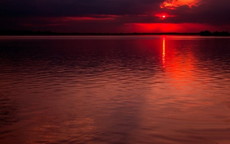 Red Sunset over Water — Dramatic, Photograph