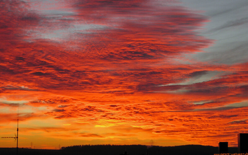 Red Sunset Sky — Dramatic