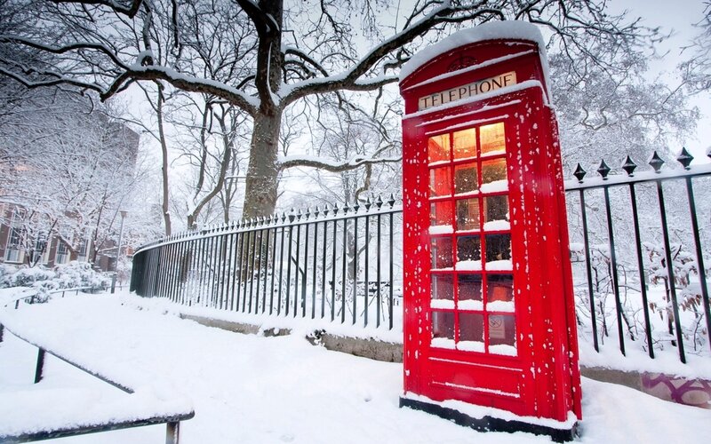 Red Telephone Box — Cold