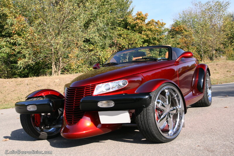 Red Three-wheeled Car — Calm, Autumn