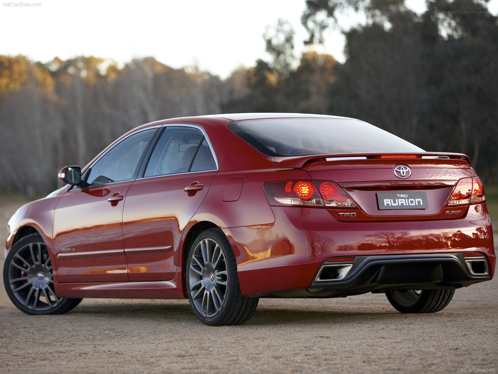 Red Toyota Aurion TRD