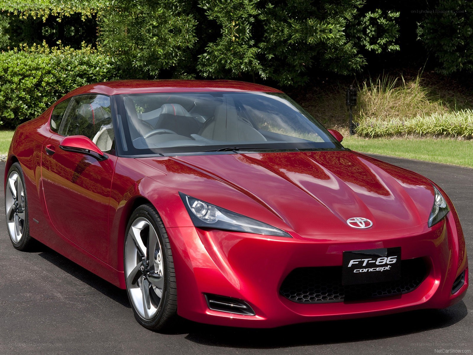 Red Toyota FT-86 Concept