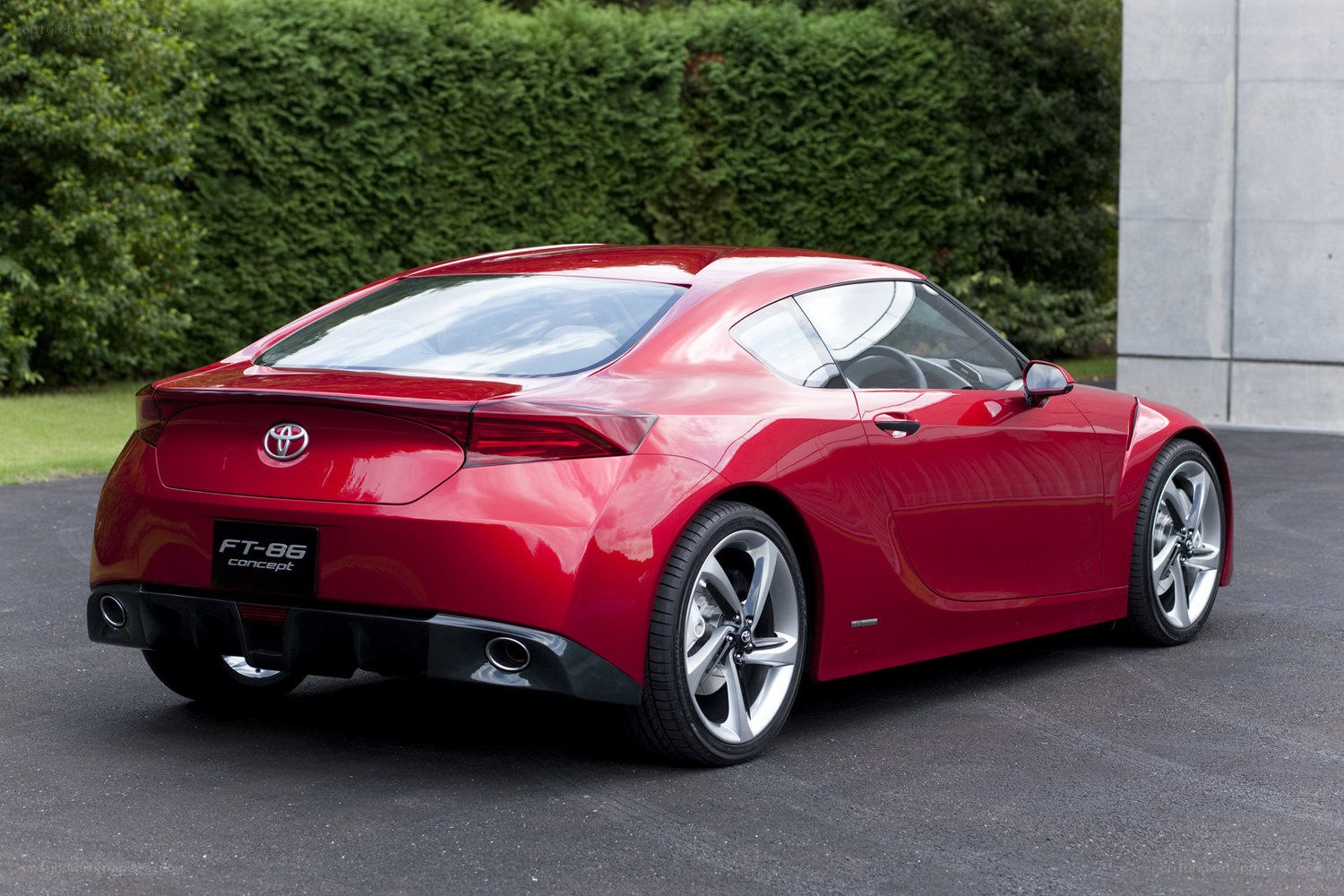 Red Toyota FT-86 Concept