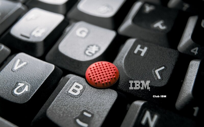 Red Trackpoint on Keyboard