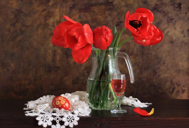 Red Tulips in Pitcher — Calm, Photograph