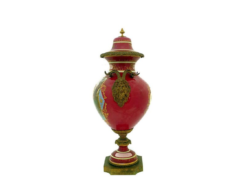 Red Vase with Lid