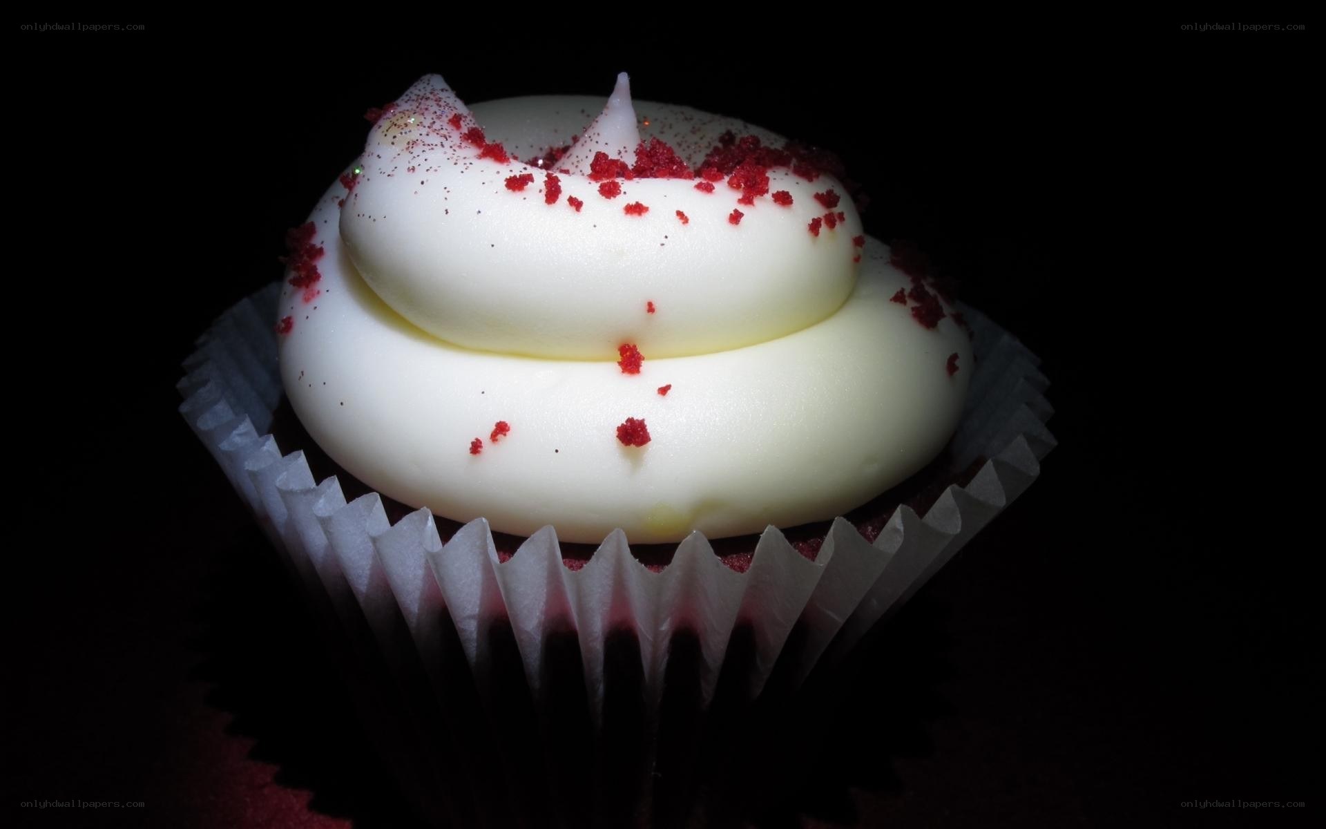 red velvet cupcake