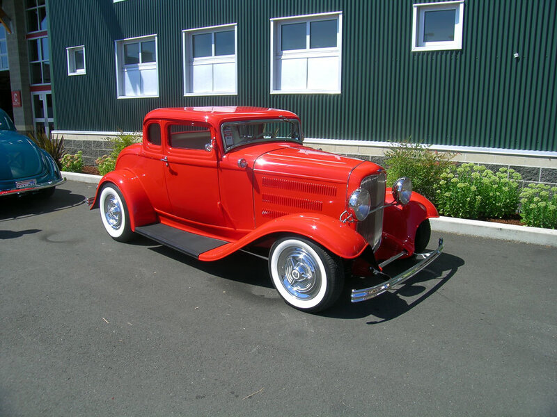 Red Vintage Car — Calm