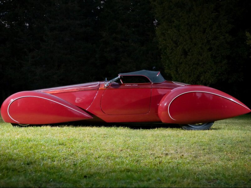 Red Vintage Car — Dramatic, Night