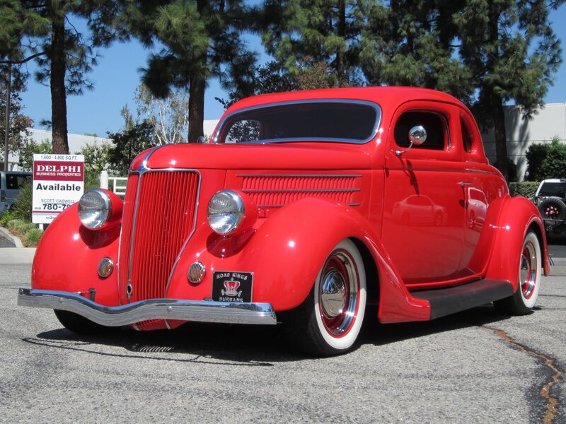 Red Vintage Coupe — Bright