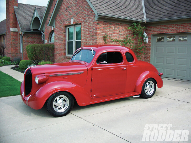Red Vintage Coupe — Calm