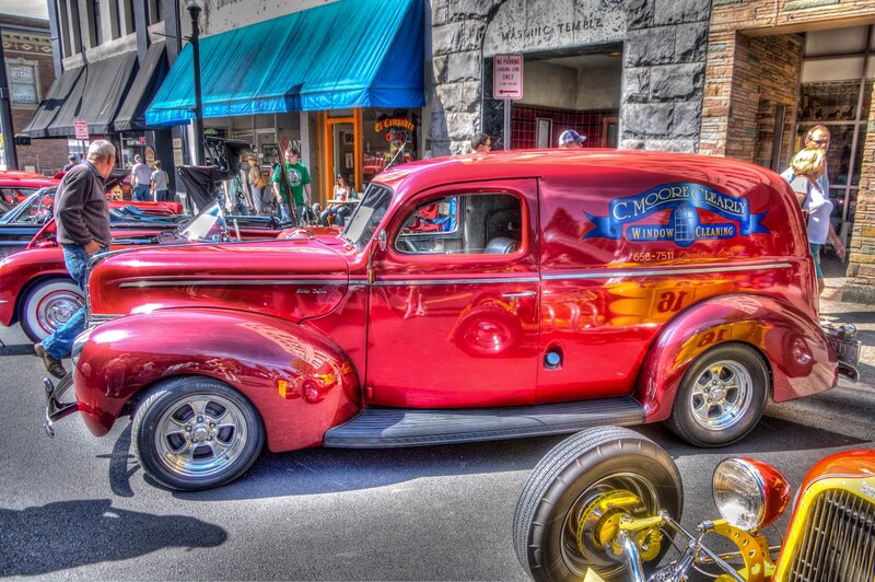 Red Vintage Delivery Van — Lively