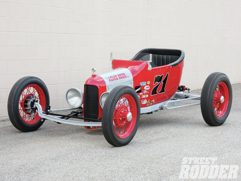 Red Vintage Race Car — Static
