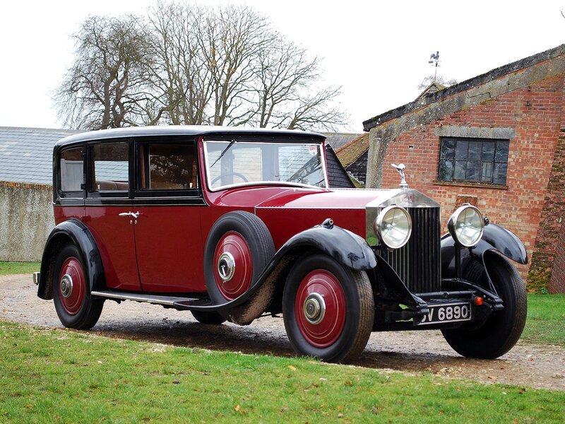 Red Vintage Rolls-Royce