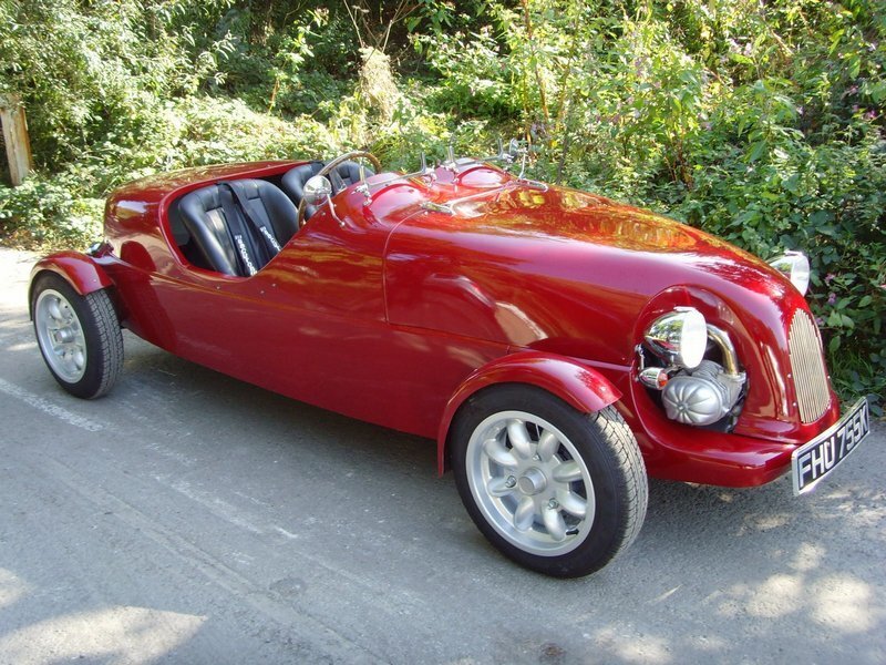 Red Vintage-style Roadster