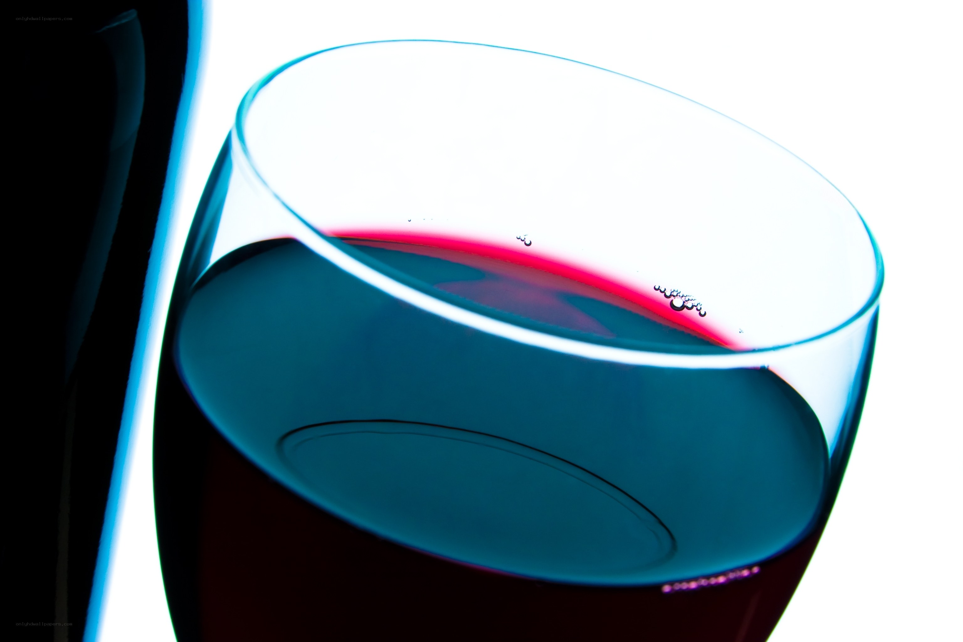 red wine in glass