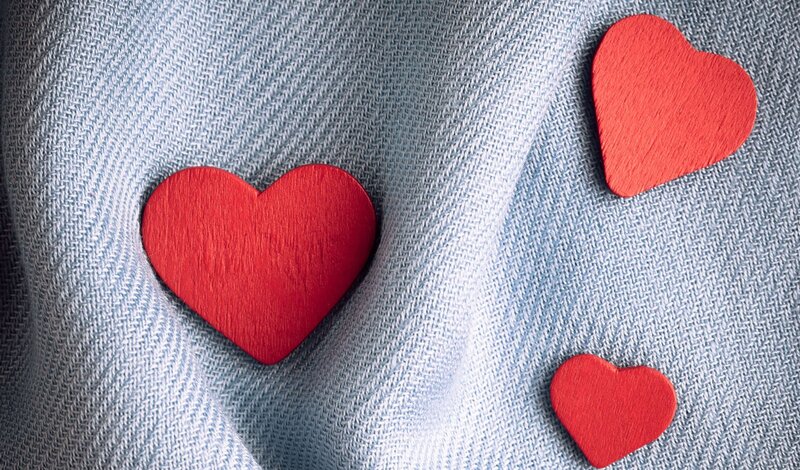 Red Wooden Hearts — Calm