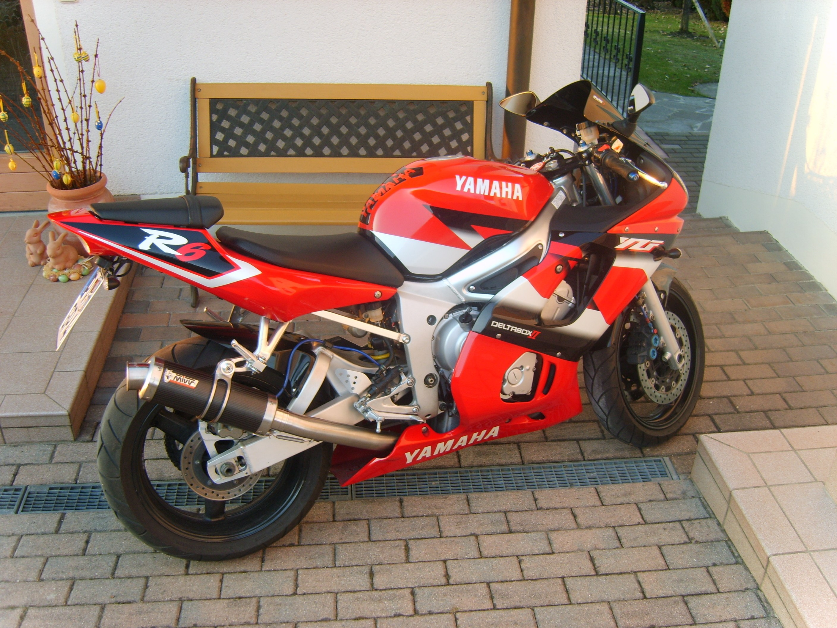 Red Yamaha R6 motorcycle
