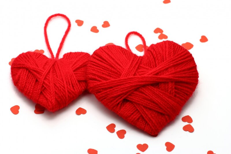 Red Yarn Hearts — Festive