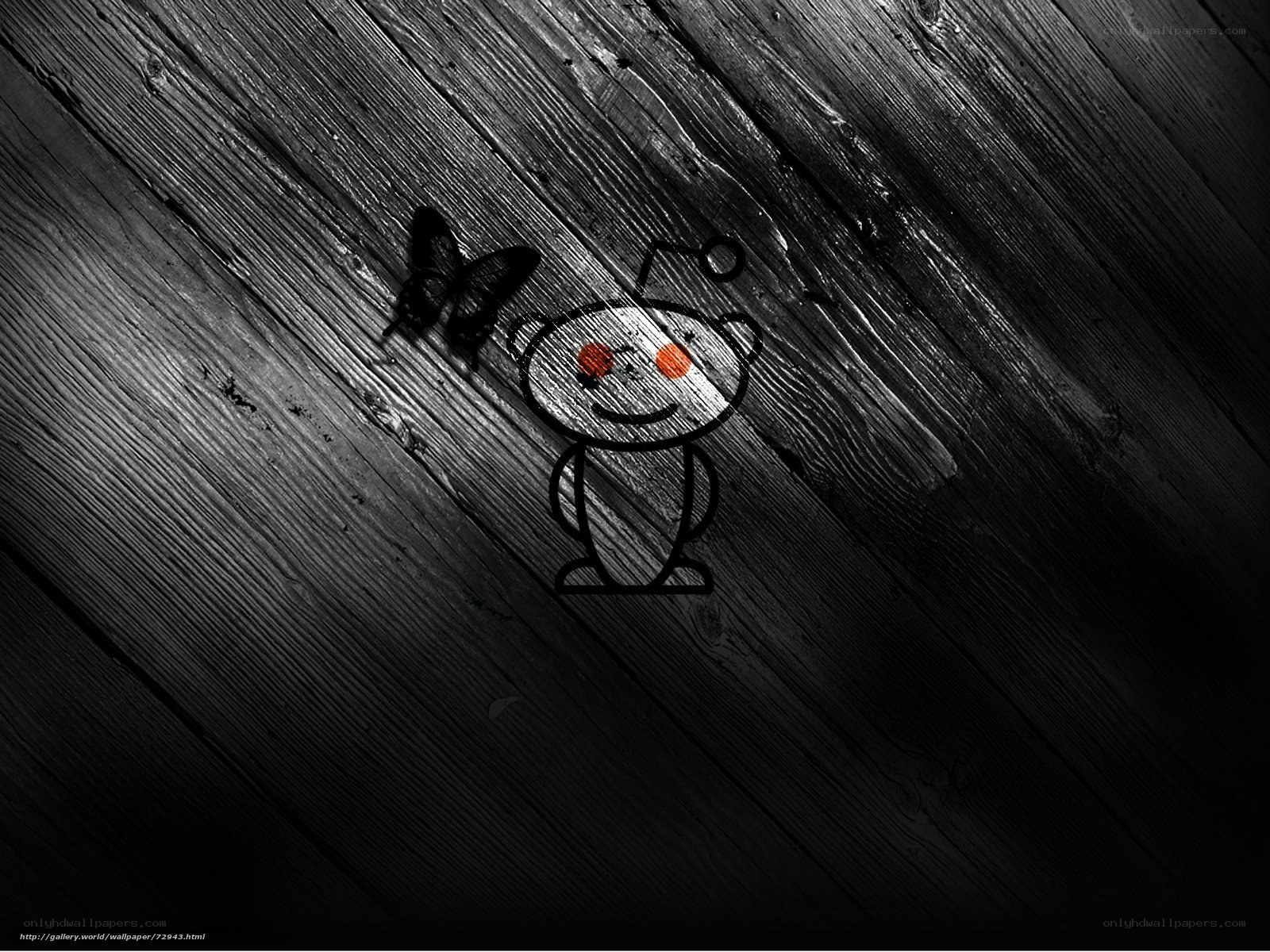 Reddit mascot on wood