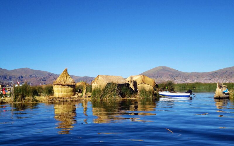 Reeds Houses on Lake