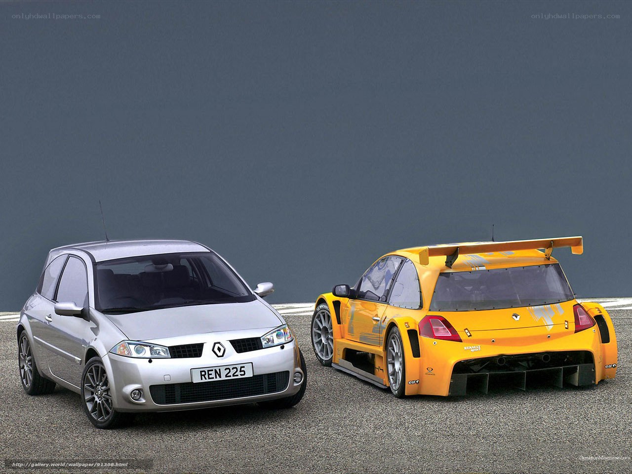 Renault 225 and race car