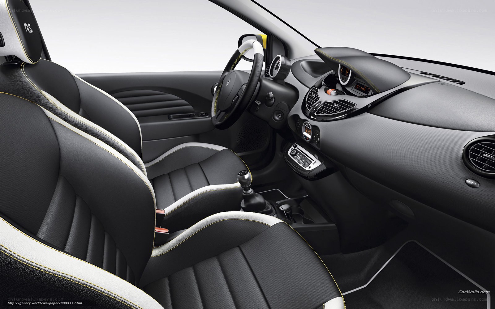 Renault Clio RS interior