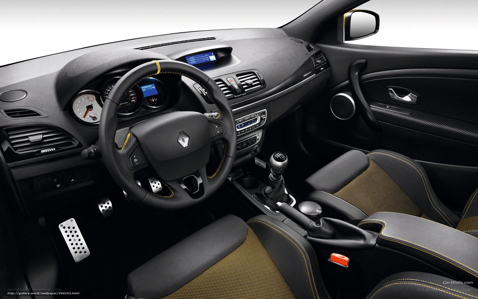 Renault interior dashboard