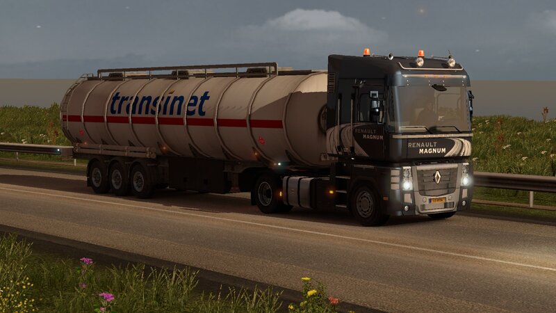 Renault Magnum Tanker Truck