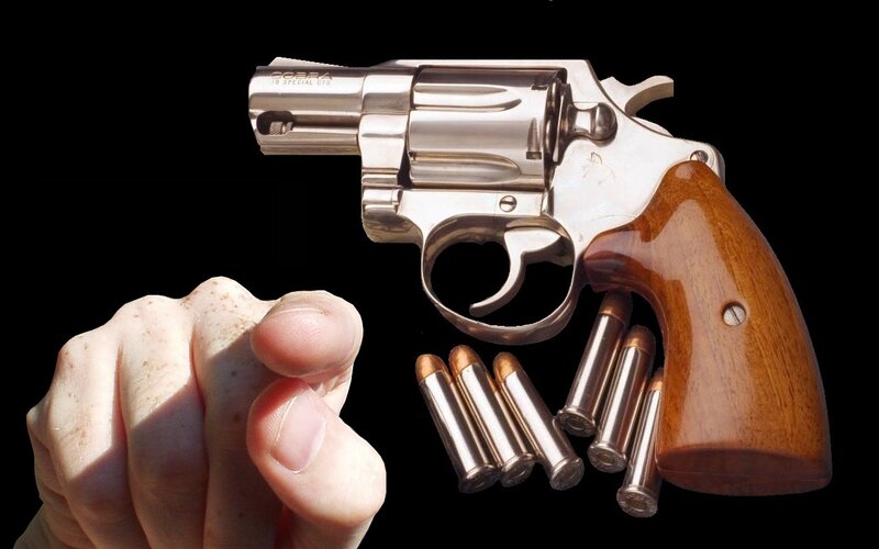 Revolver with Bullets — Black, Dramatic, Photograph