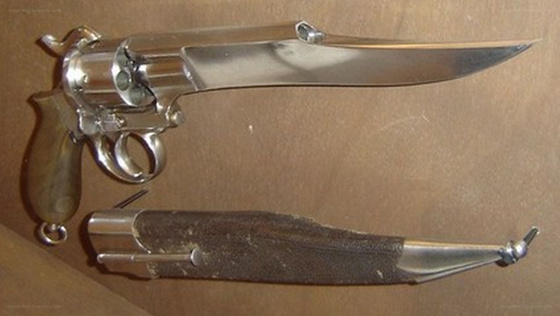 revolver with knife blade
