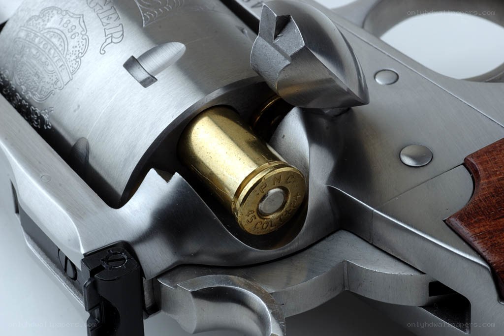 revolver with loaded chamber