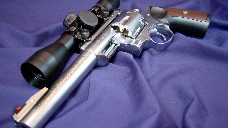 Revolver with Scope — Silver