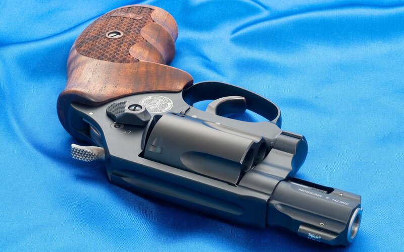 revolver with wooden grip