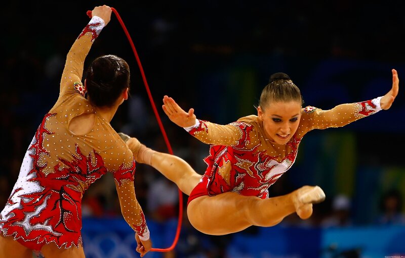 Rhythmic gymnastics performance