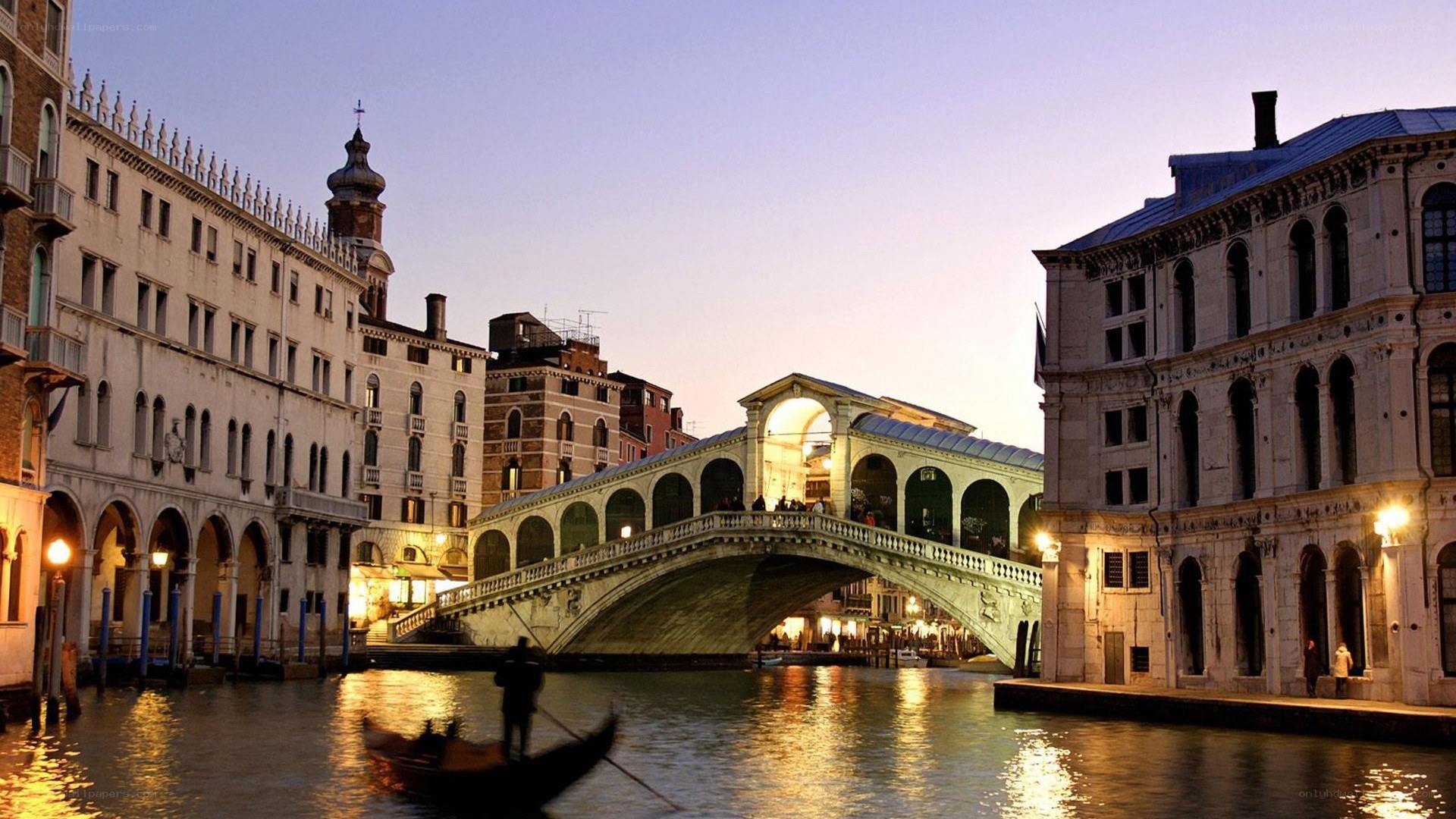 Rialto Bridge at dusk