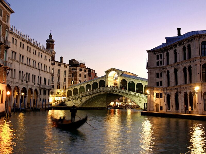 Rialto Bridge at Dusk — Blue, Serene