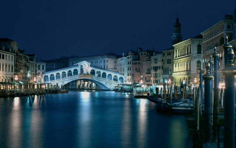 Rialto Bridge at night in Venice
