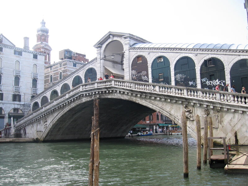 Rialto Bridge in Venice — Green
