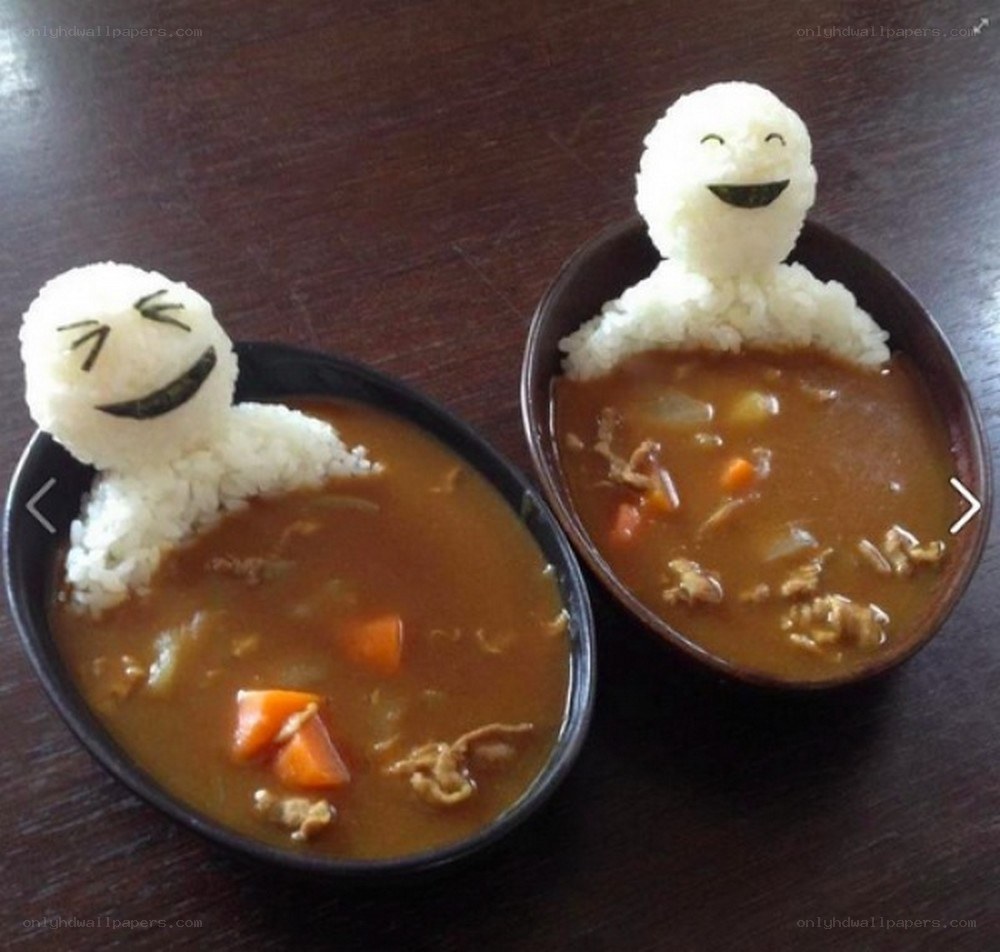 Rice figures in curry soup