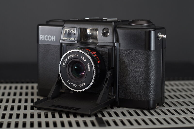 Ricoh FF-1s camera