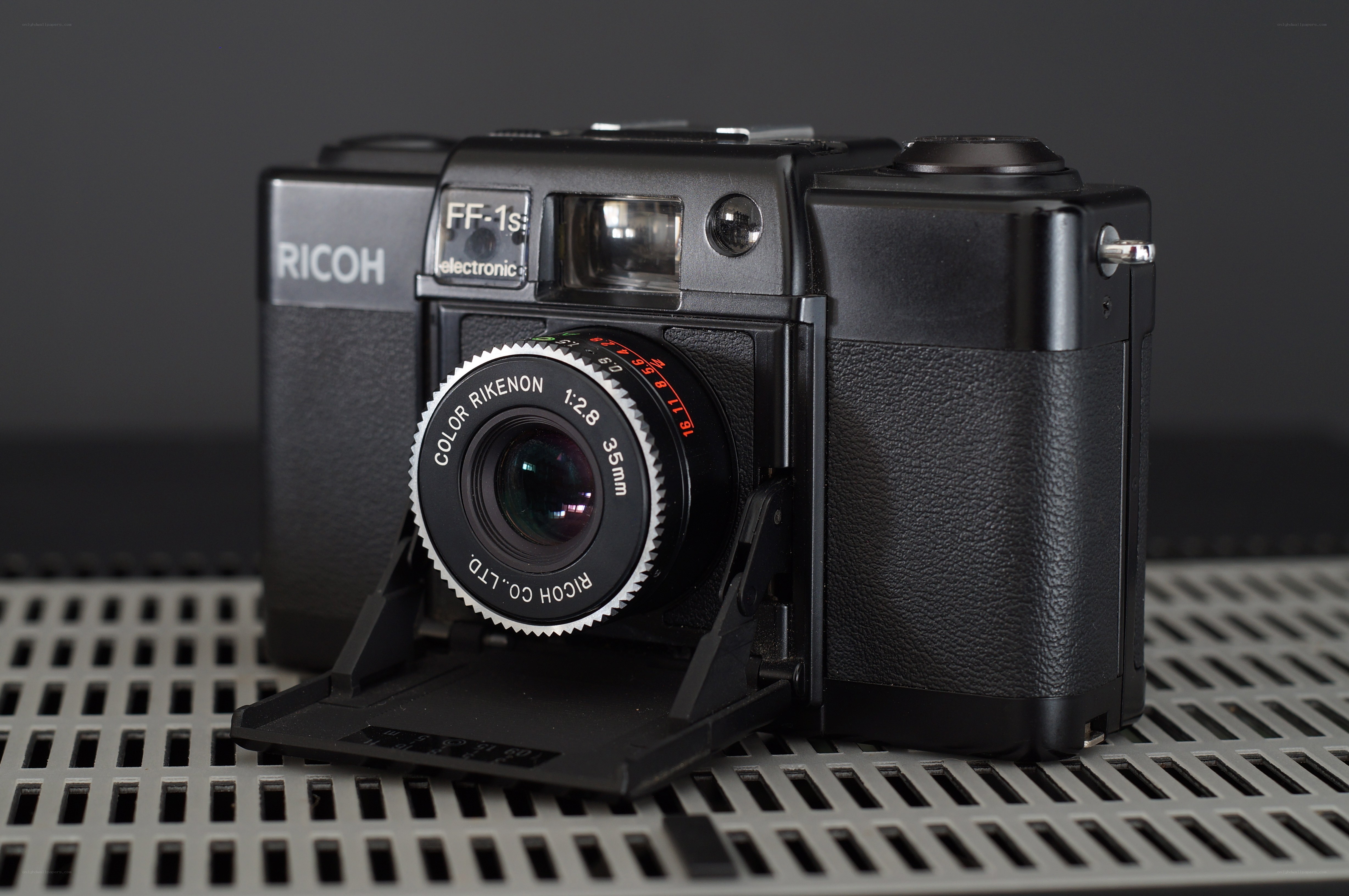 Ricoh FF-1s camera